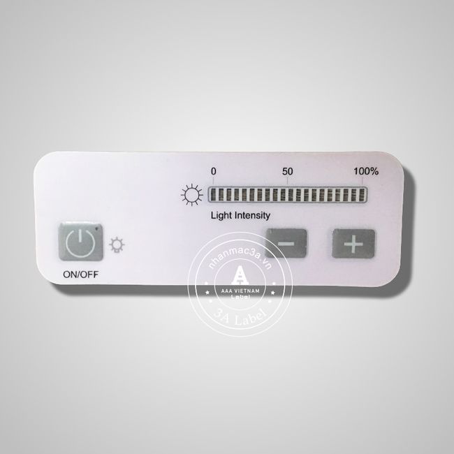 Tem nhựa nút nổi 1