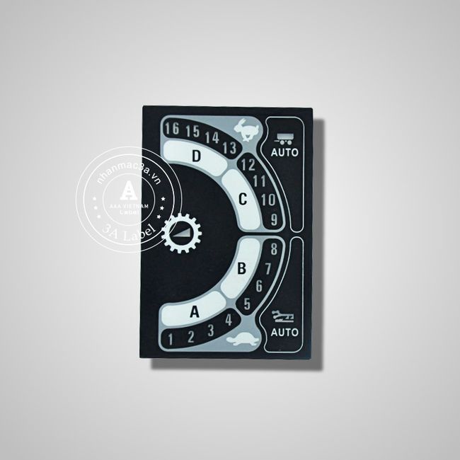 Tem nhựa nút nổi 4